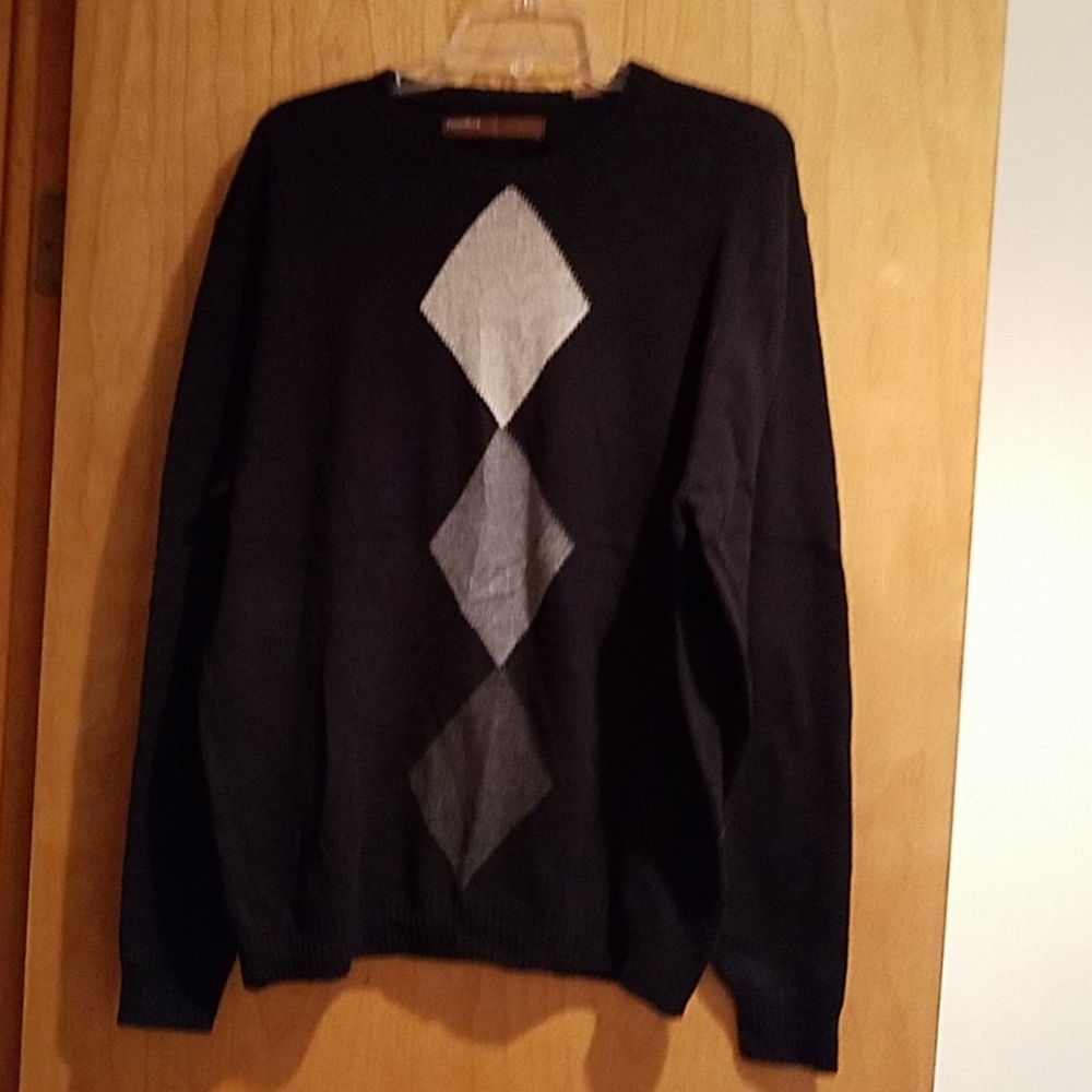 Mans perry ellis sweater